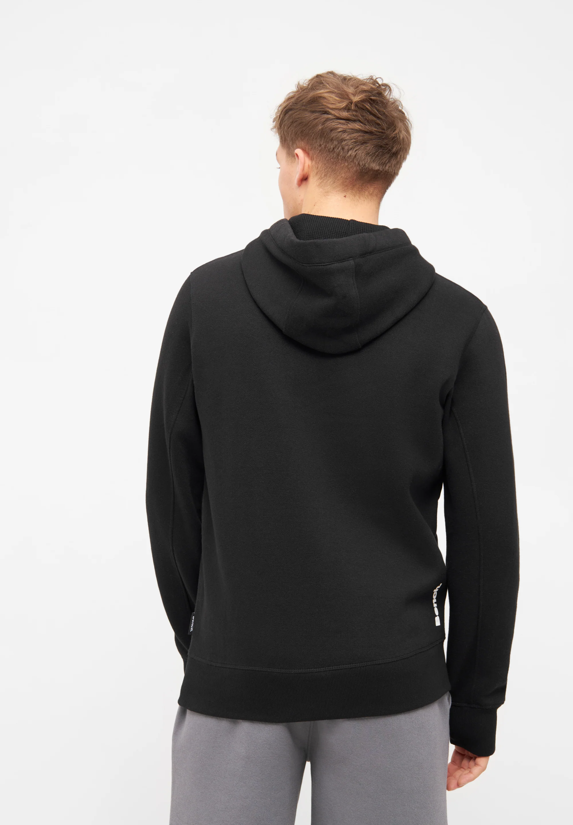 SKINNER - Image 3